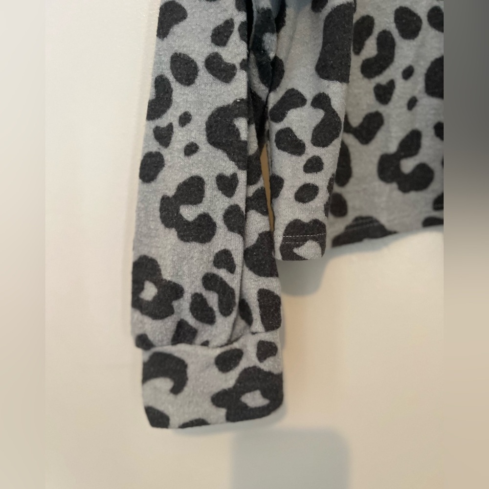 Lush Ladies Top, size Large - Picture 6 of 6